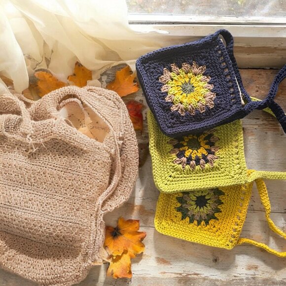 Cotton Handknitted Crochet Sling bag - Picture 5 of 6